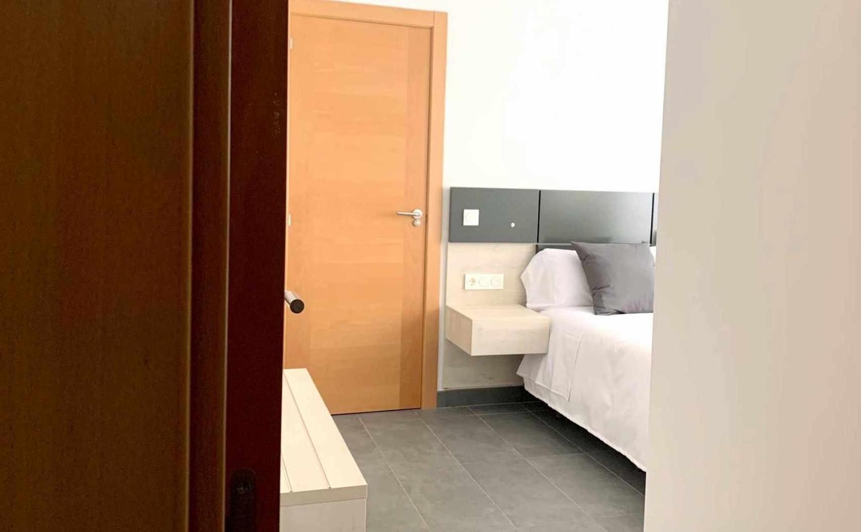 Ramon Y Cajal Suites De Luxe Leon Exterior photo